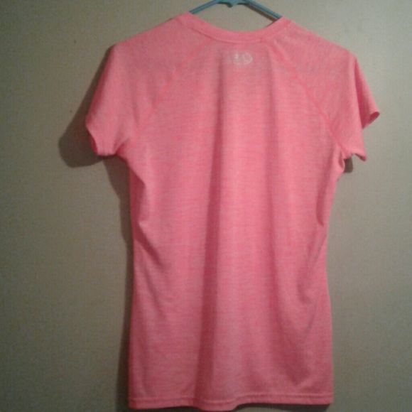 Under Armour shirt - Picture 3 of 5